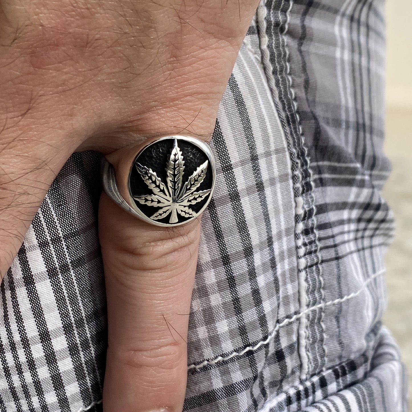 Mens Real Solid 925 Sterling Silver Black Oxidized Weed Pot Leaf Ring size 7 to 13