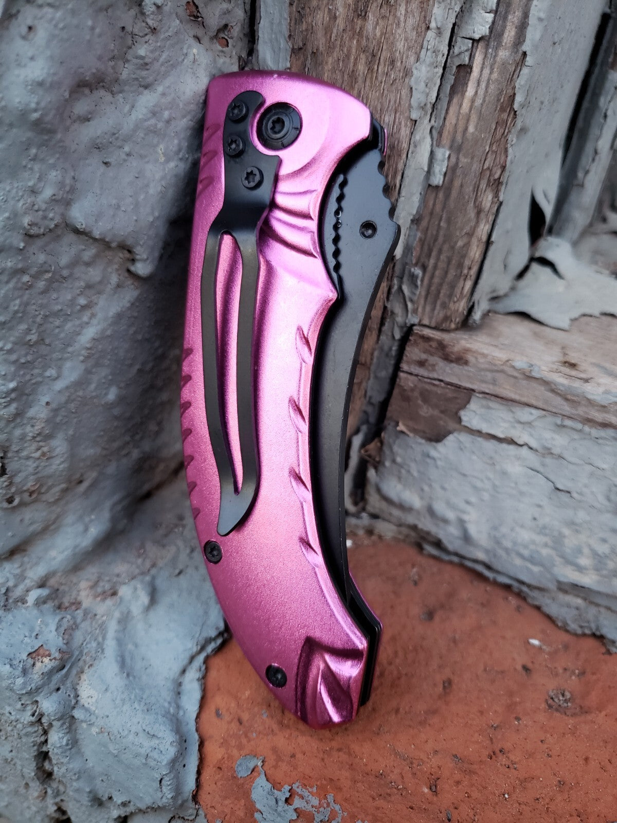 Pink Black Pot Leaf Design Spring assisted Pocket Knife Thumb Stud EDC 5.3 OZ
