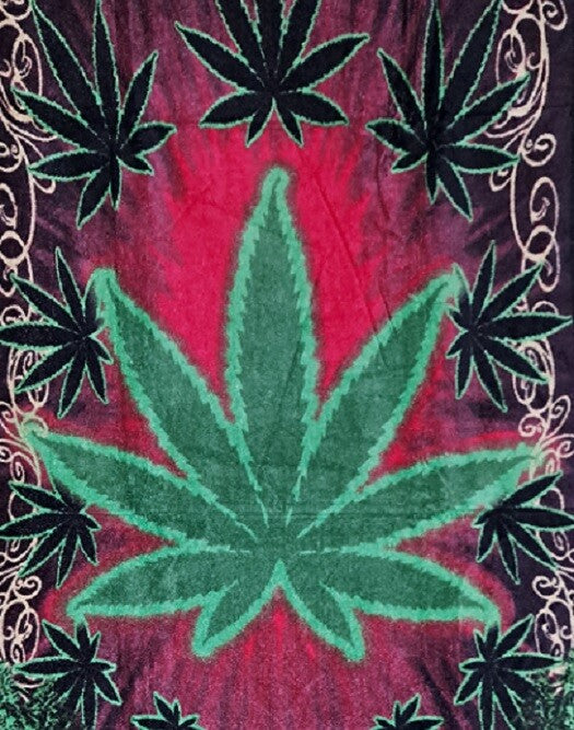 New Green Red Leaf Beach Bath Pool Gift Towel Pot Weed Leaves Marijuana Canabis