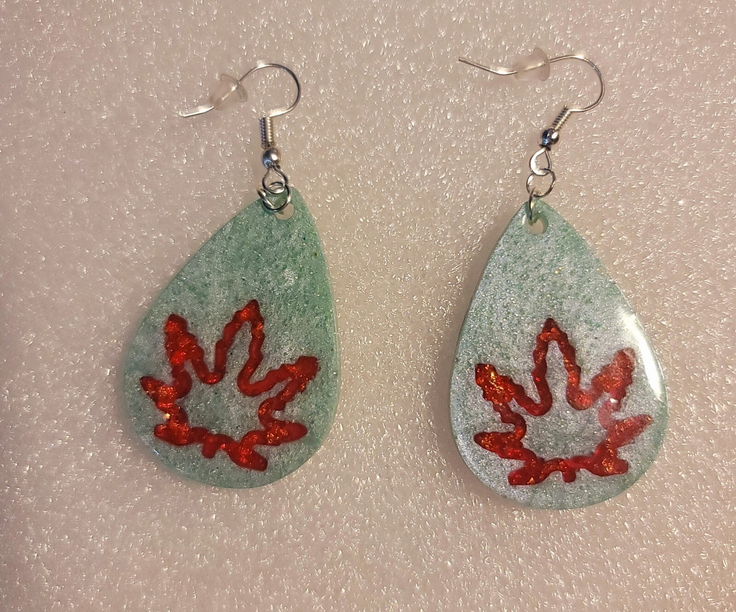 pot leaf earrings Light Green with Red Cannabis leaf Outline Design Dangle