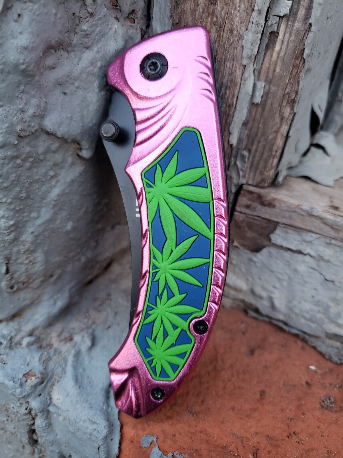 Pink Black Pot Leaf Design Spring assisted Pocket Knife Thumb Stud EDC 5.3 OZ