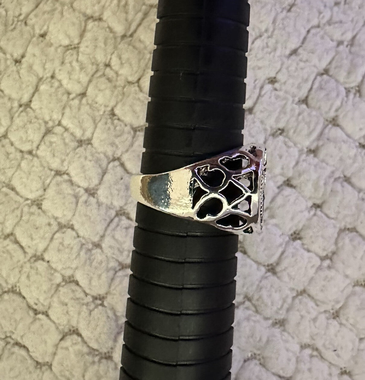 Marijuana Leaf Ring, Pot, Cannabis, Weed, Biker, Stoner, Punk, Metal, Rock size 8 to 11