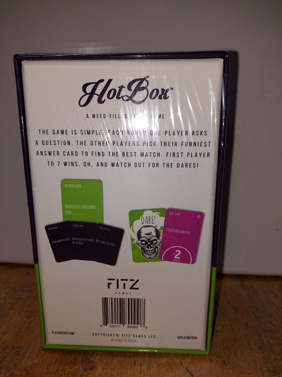 Hot Box Card Game Party Plus 7 Booster Packs