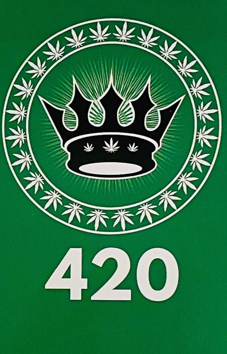 NEW Stoner Trivia Card Game Marijuana Gift: Movies, Music, History, Bust, + More