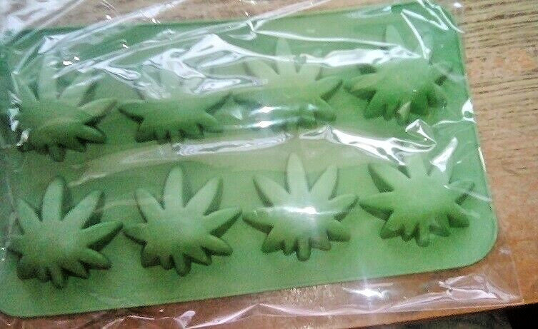 Weed Ice Mold Cube Silicone Tray 420 Cannabis Marijuana Leaf Dishwasher Safe