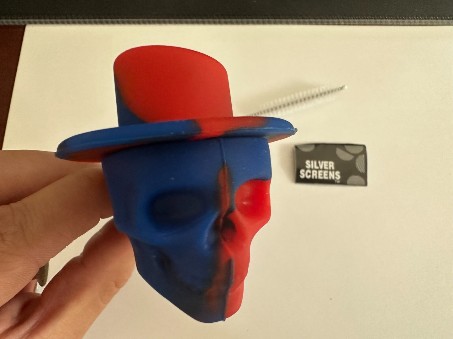 4.5″ Silicone Hand Pipe Skull Design Red and Blue Travel Size