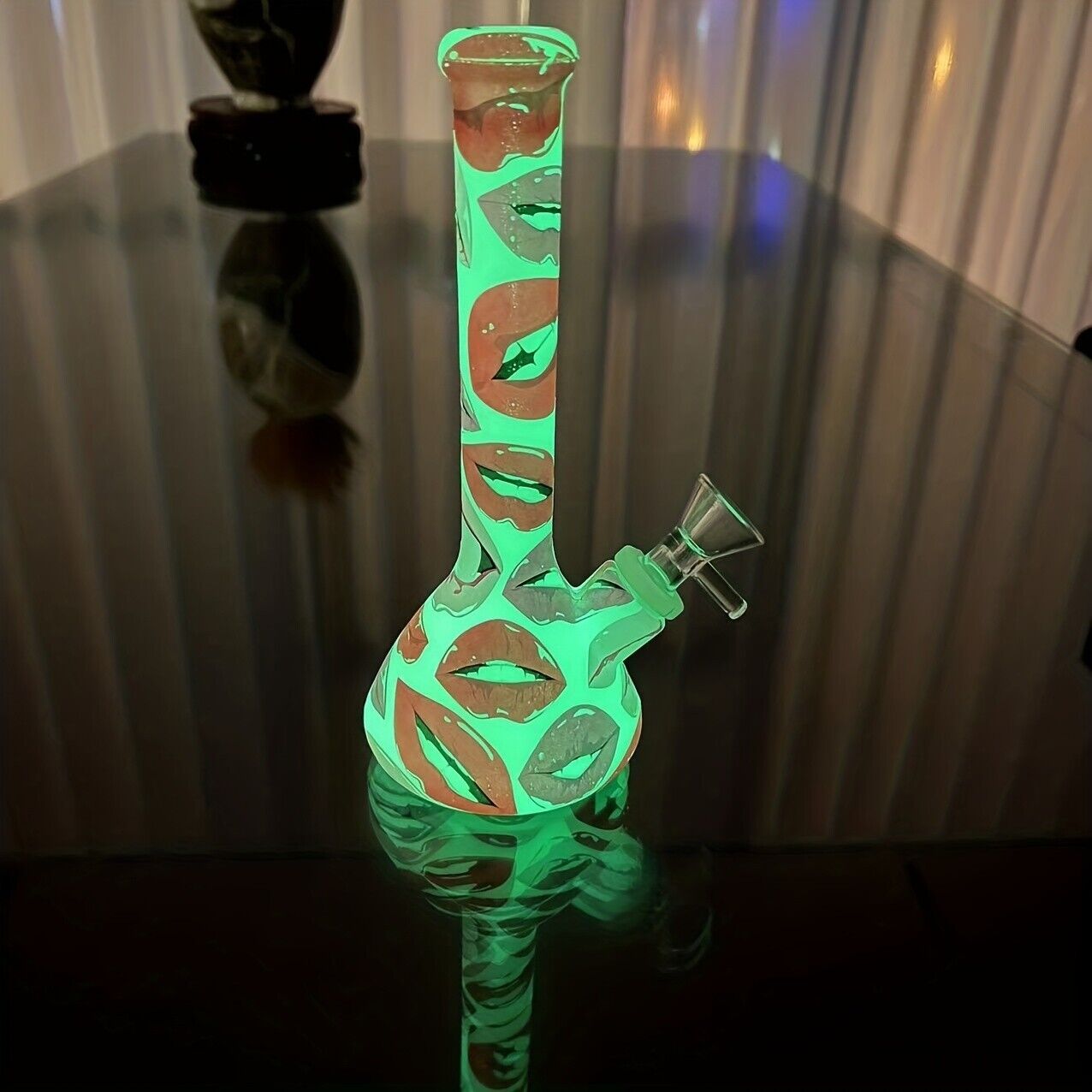 Silicone Luminous Water Pipe, 7.5" Flaming Lips Theme Luminous Silicone Smoking
